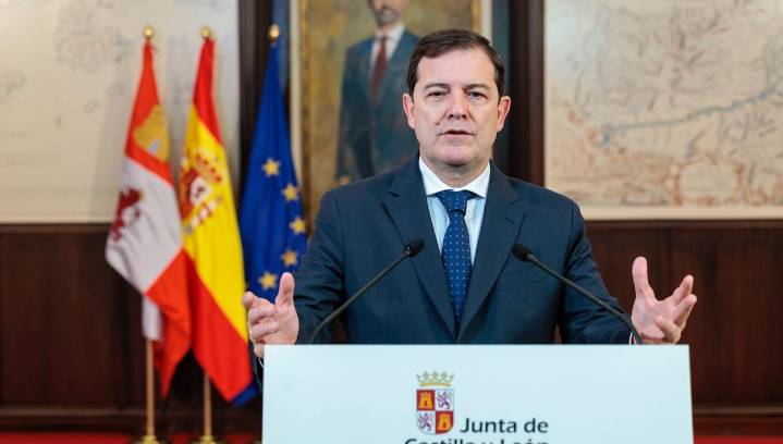 Mañueco pide "altura de miras" y "dejar al margen el interés electoralista" para seguir negociando los presupuestos