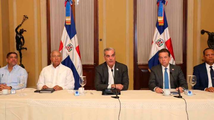 Gobierno dominicano coordina suministro y precios por fiestas