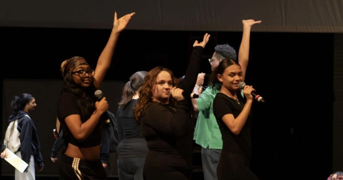 Schenectady High students rehearse for Holiday Parade in 15 photos
