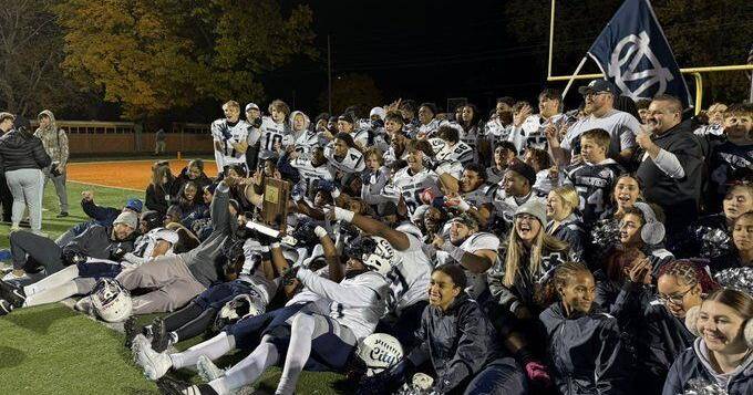 Trinaston Hart comes up big for Michigan City in gutsy sectional title win over LaPorte