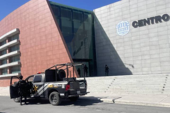 Detienen a mujer por fraude al vender domicilio ajeno en Saltillo; pide que no la encierren