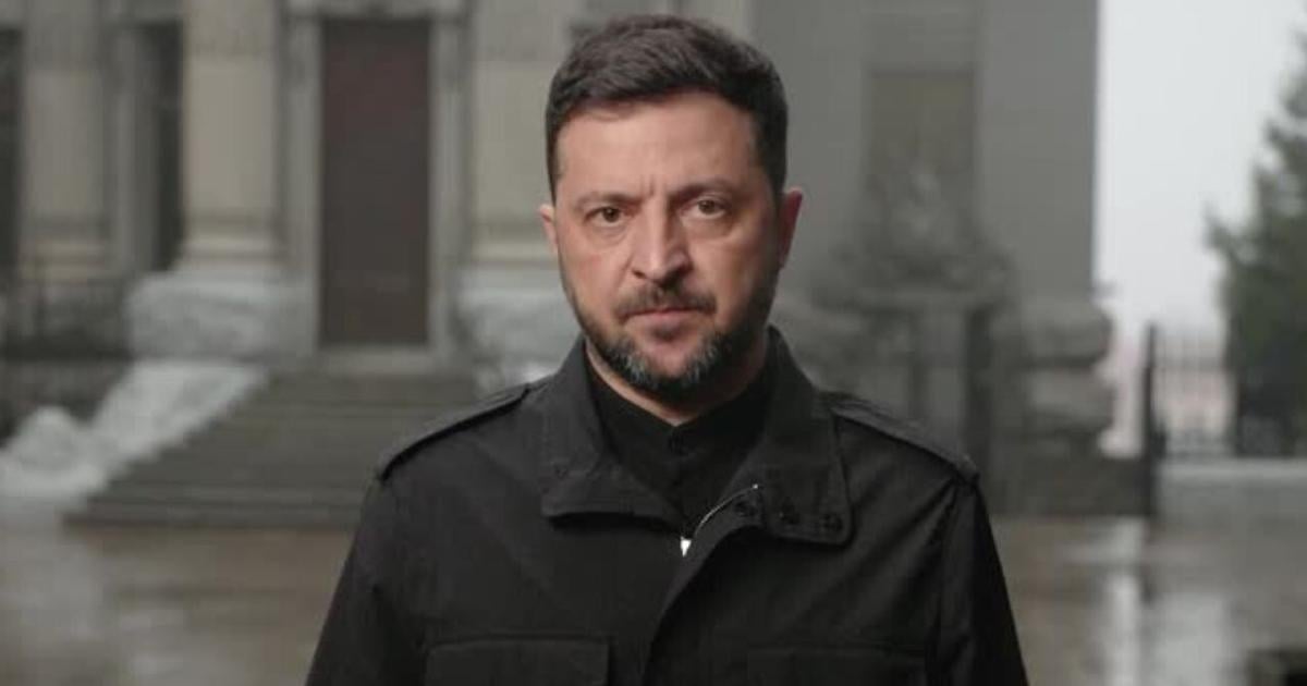 Zelenskyy says Ukraine at crossroads