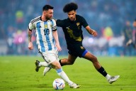 ¿Por qué el campeón del mundo solo juega amistosos "chatarra"?