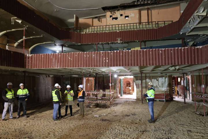 El antiguo Cine Crisfel de Alcázar de San Juan renace como teatro del siglo XXI tras arrancar su rehabilitación