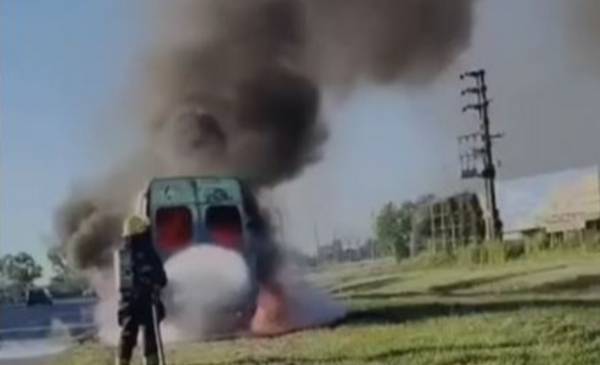 VIDEO.- Alarmante incendio y tensión en la ruta 2 a la altura de La Plata