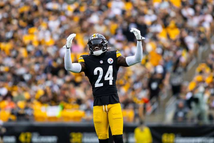 Pittsburgh Steelers lose star cornerback to hip injury