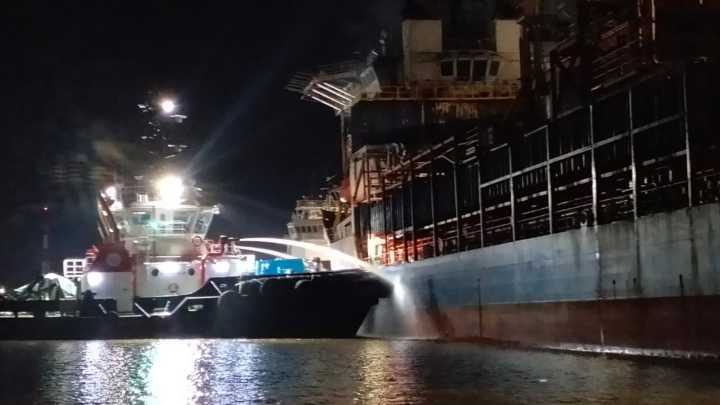 Fuego Consume Parte del Buque Blue Phoenix en Villa Allende; Es el Segundo Incendio en Seis Días