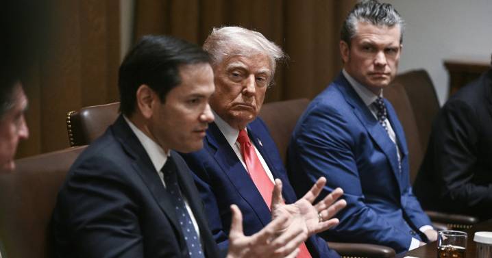 El Gobierno de Trump admite al Congreso que por ahora no puede justificar legalmente un ataque a Venezuela