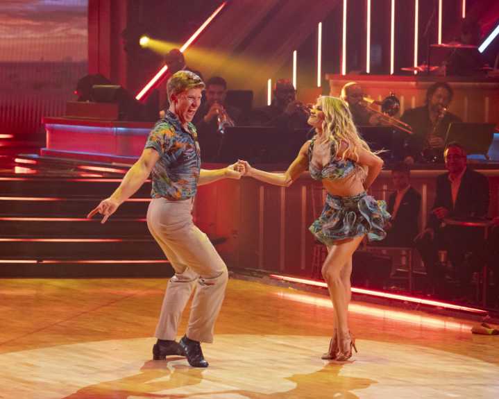 Robert Irwin, like sis Bindi, wins ‘DWTS,’ so crocodiles aren’t his only claim to fame