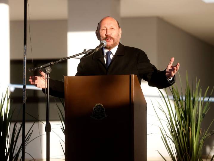 Gobierna Formosa desde 1995. La Corte deberá resolver si Insfrán puede ser candidato a gobernador por novena vez