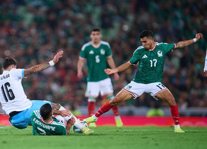 México empata con Uruguay en Torreón
