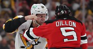 Devils beat the Penguins 2-1 in a shootout to take over 1st place in the Metropolitan Division