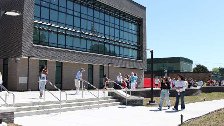 Investigation launched after Rogers HS students arrested for assault