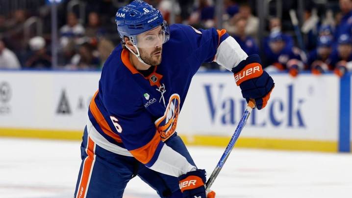 Islanders' topic of discussion: Blue Jays' World Series bid