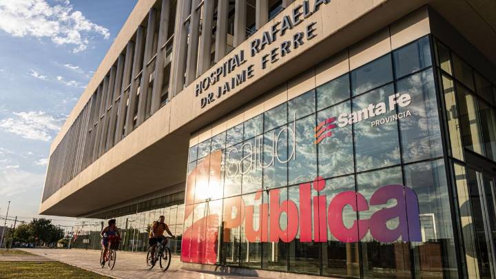 Con un espectáculo de primer nivel, Provincia inaugura en Rafaela el hospital más moderno del país