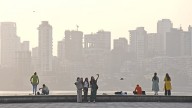 Mumbai Experiences Cold & Dry Weather, AQI Above 200