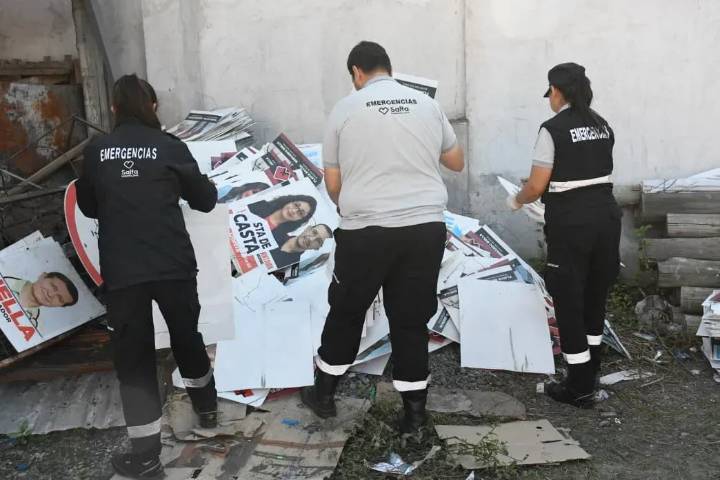Tras las elecciones, municipalidad dona los carteles de campaña para reciclar