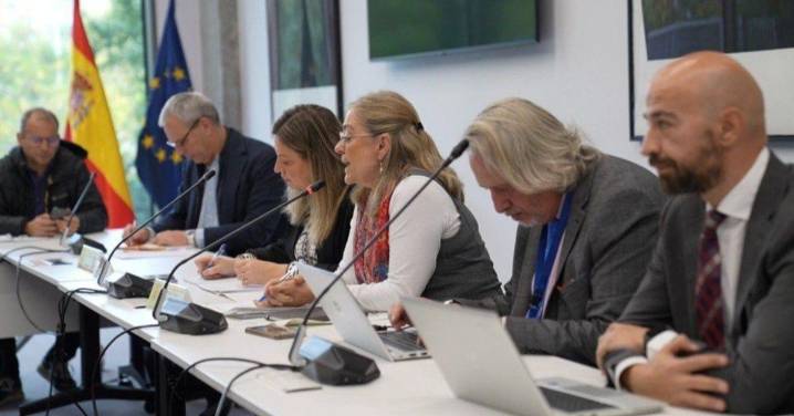 El Gobierno plantea subidas salariales para funcionarios