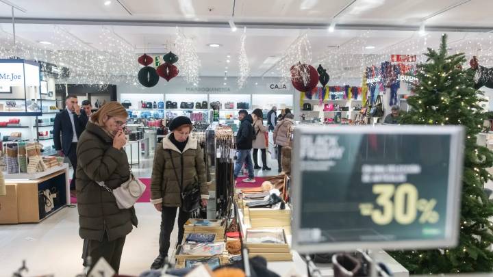El Gobierno de Aragón se pone serio con el Black Friday y alerta: "No consiste en comprar más, sino en comprar mejor"
