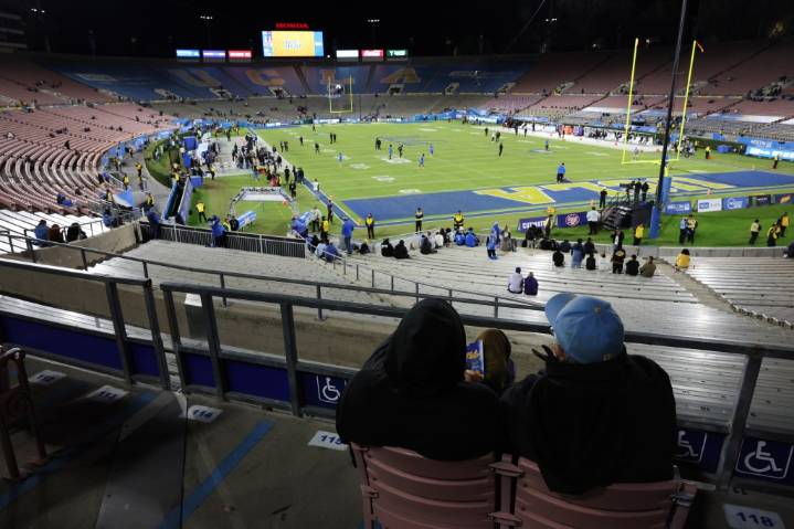 Swanson: One last tailgate for UCLA fans at Rose Bowl?