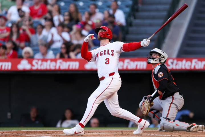 Orioles trade signals they're done waiting