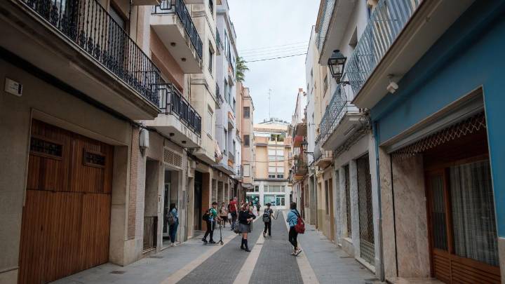 El mercado inmobiliario valenciano, “disparado” en compraventas, roza las cifras del año 2007