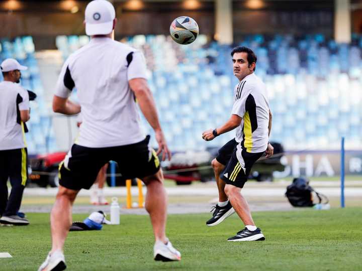 India extends unbeaten run in T20I series under head coach