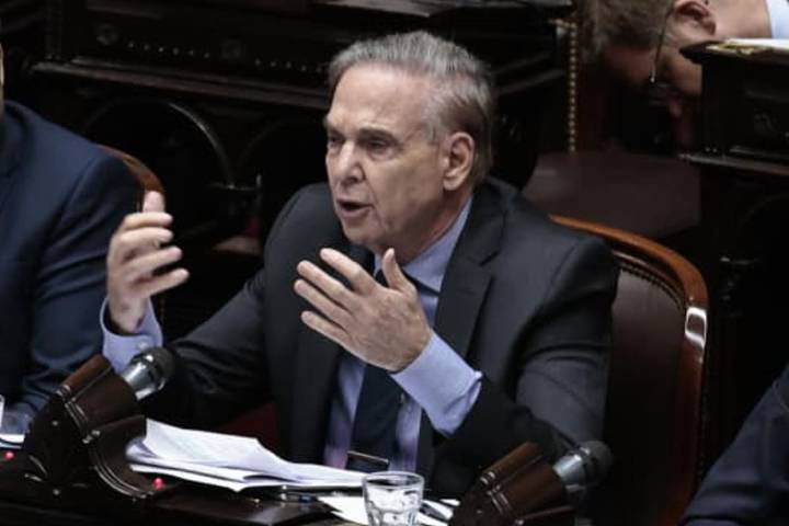 “Tenía información privilegiada”. Pichetto detalló lo que dijo Barry Bennett durante la reunión organizada por Santiago Caputo