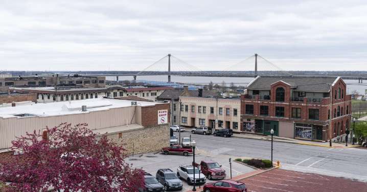 Alton company launches $25M fiber project to bring high