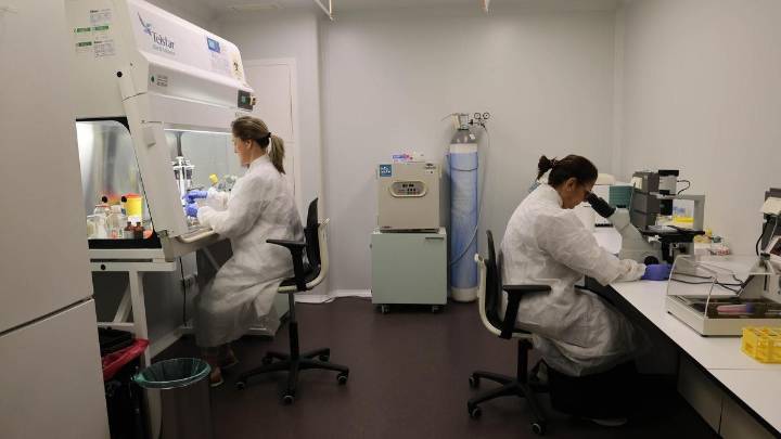 USC y UVigo devolverán hasta 34.000 euros a 129 investigadores por cargarles la cuota patronal