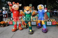 Mascotas del Mundial 2026  inauguran ofrenda en Reforma