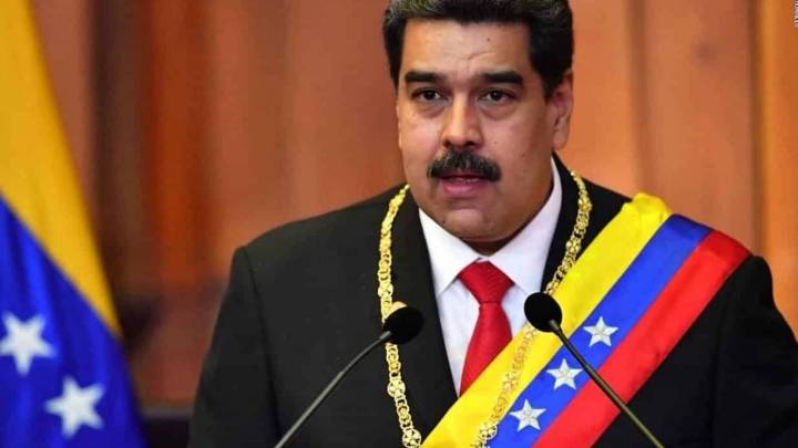 NYT revela propuesta de renuncia de Maduro; Miraflores se convierte en “altar” en acto por la paz