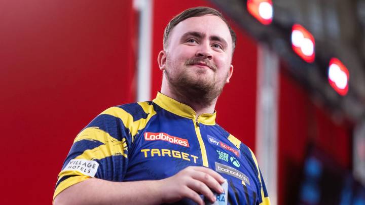 Luke Littler: World No 1 wins scrappy encounter at Players Championship Finals to make quarter