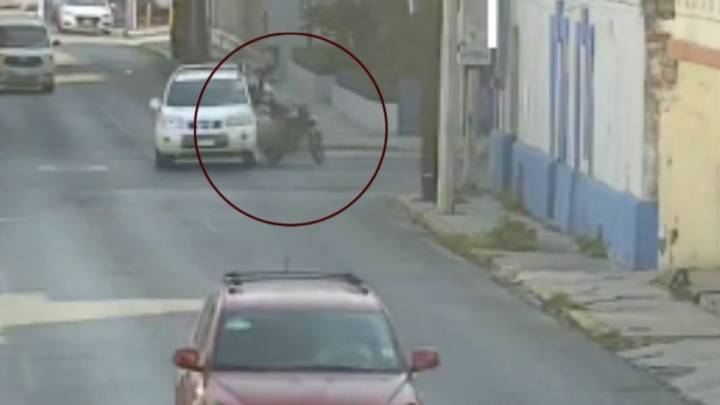 Repartidor de Uber Eats pierde la vida tras fuerte choque en Monterrey