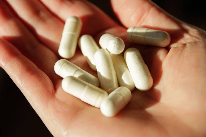 We Asked a Dietitian If You Should Take Probiotics Every Day