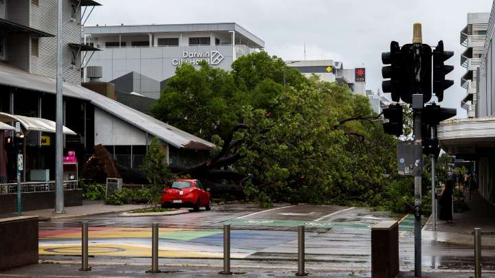 NT Chief Minister Lia Finocchiaro says no injuries, but 19,500 homes and businesses without power after Cyclone Fina rips through Top End