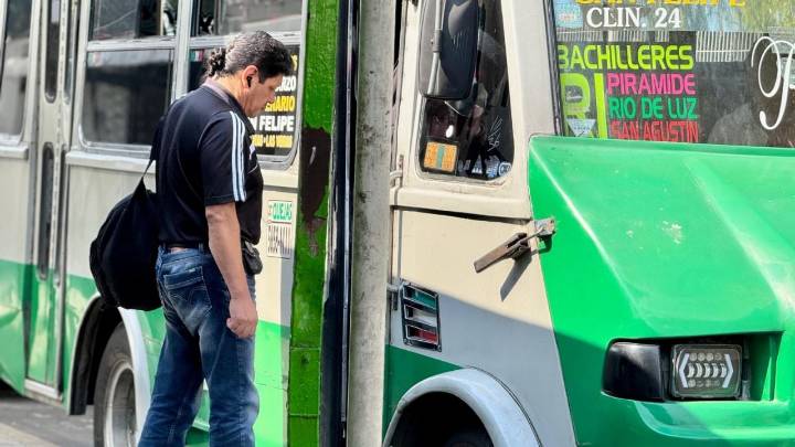 Sube tarifa del transporte en CDMX: choferes y usuarios no están contentos