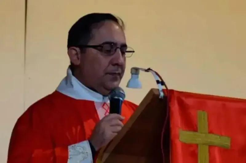 El Vaticano expulsó a un cura denunciado por violencia de género