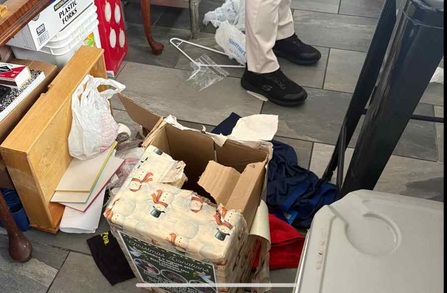 Thief cleans out register, Christmas donation box at restaurant