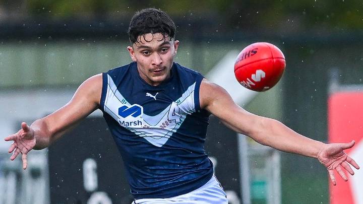 AFL Draft: Fremantle secure Essendon Next Generation Academy prospect Adam Sweid with first selection