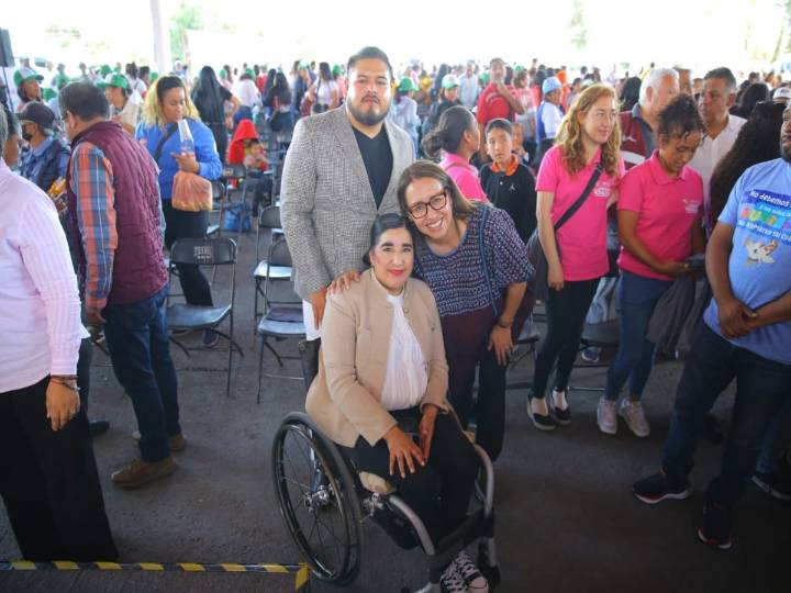 Ecatepec brinda capacitación a 600 mujeres como conductoras