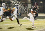 Davis scores 9 TDs, helps Benton outgun Mountain Home