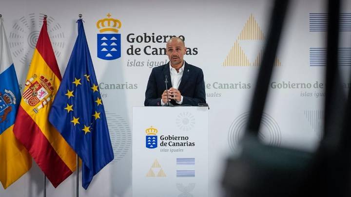 El Gobierno regional deja en el aire la inclusión en el 'decreto canarias' de la rebaja del IRPF para las islas verdes