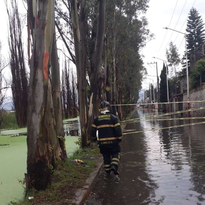 Diputada del PVEM llama a pavimentar y poner drenaje en colonias de Tláhuac