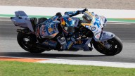 Álex Márquez impone su ley en la última sprint del año en Valencia