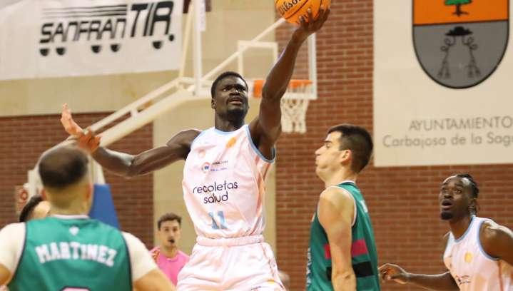 Recoletas Salud Carbajosa firma una victoria de carácter ante Ulacia ZKE