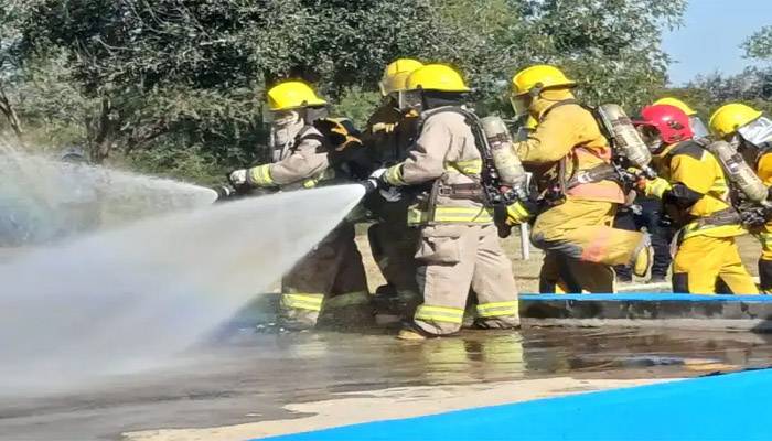 Mujeres de PC Edoméx reciben capacitación especializada en atención de emergencias
