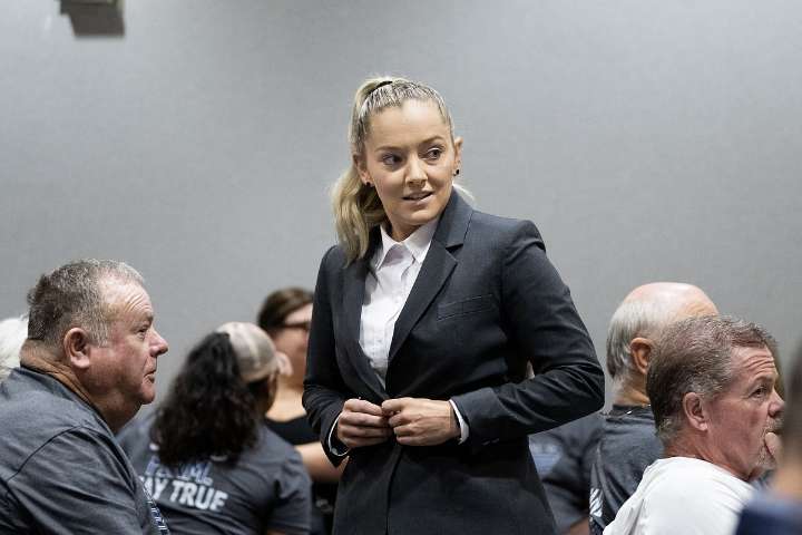 Arkansas panel moves to decertify ex-Conway officer Brittany Byrd