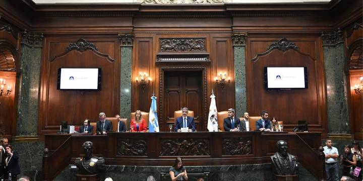 Jorge Macri negocia con LLA el respaldo al Presupuesto 2026 de CABA: los puntos en discusión antes de un debate clave