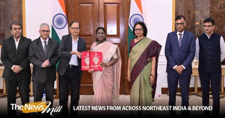 16th Finance Commission submits its report to President Murmu